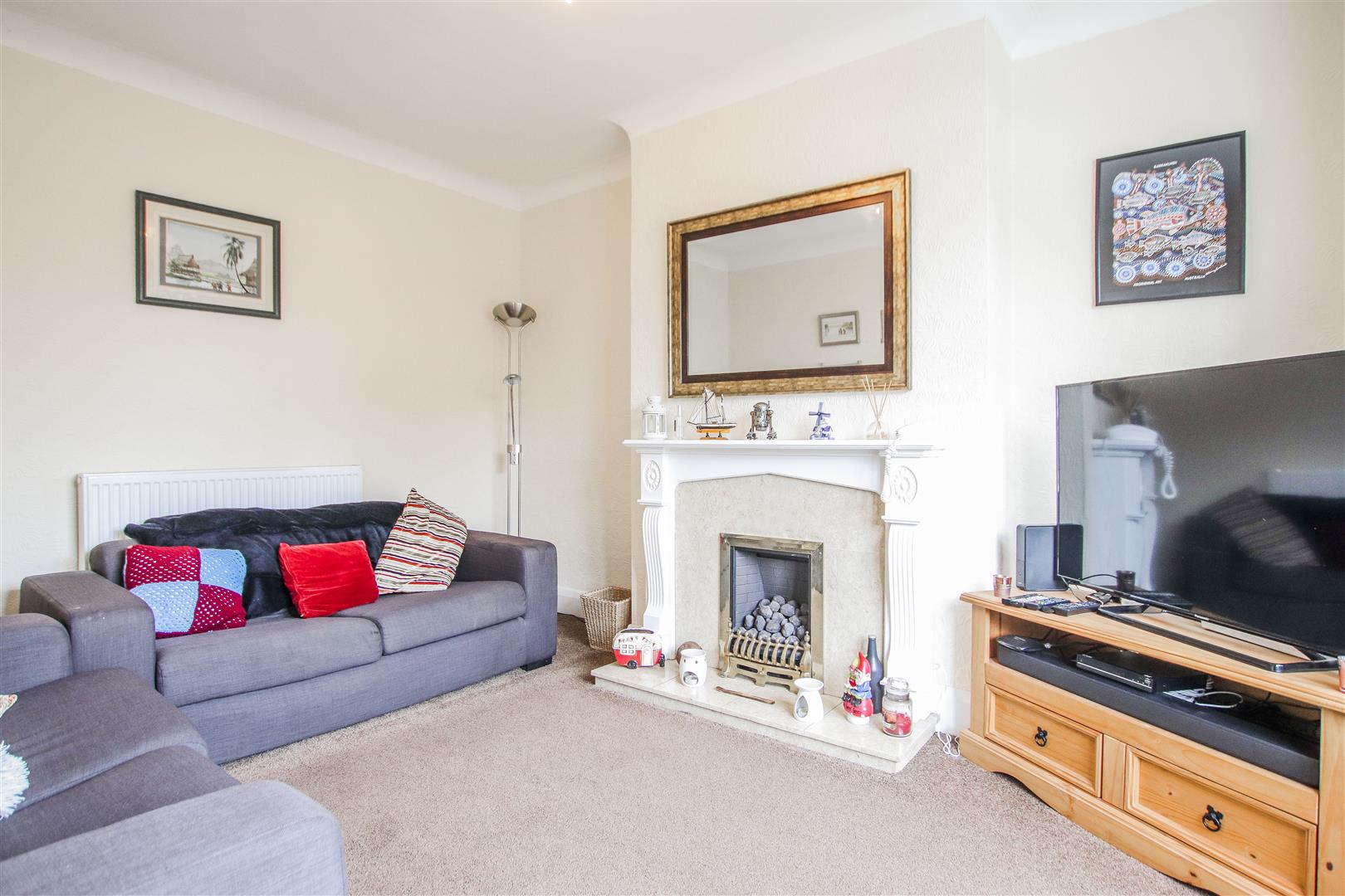 2 Bed Semi-detached House For Sale - Main Image